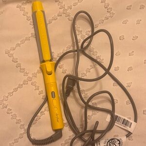 Drybar The 3 Day Bender 1.25” Digital Curling Iron